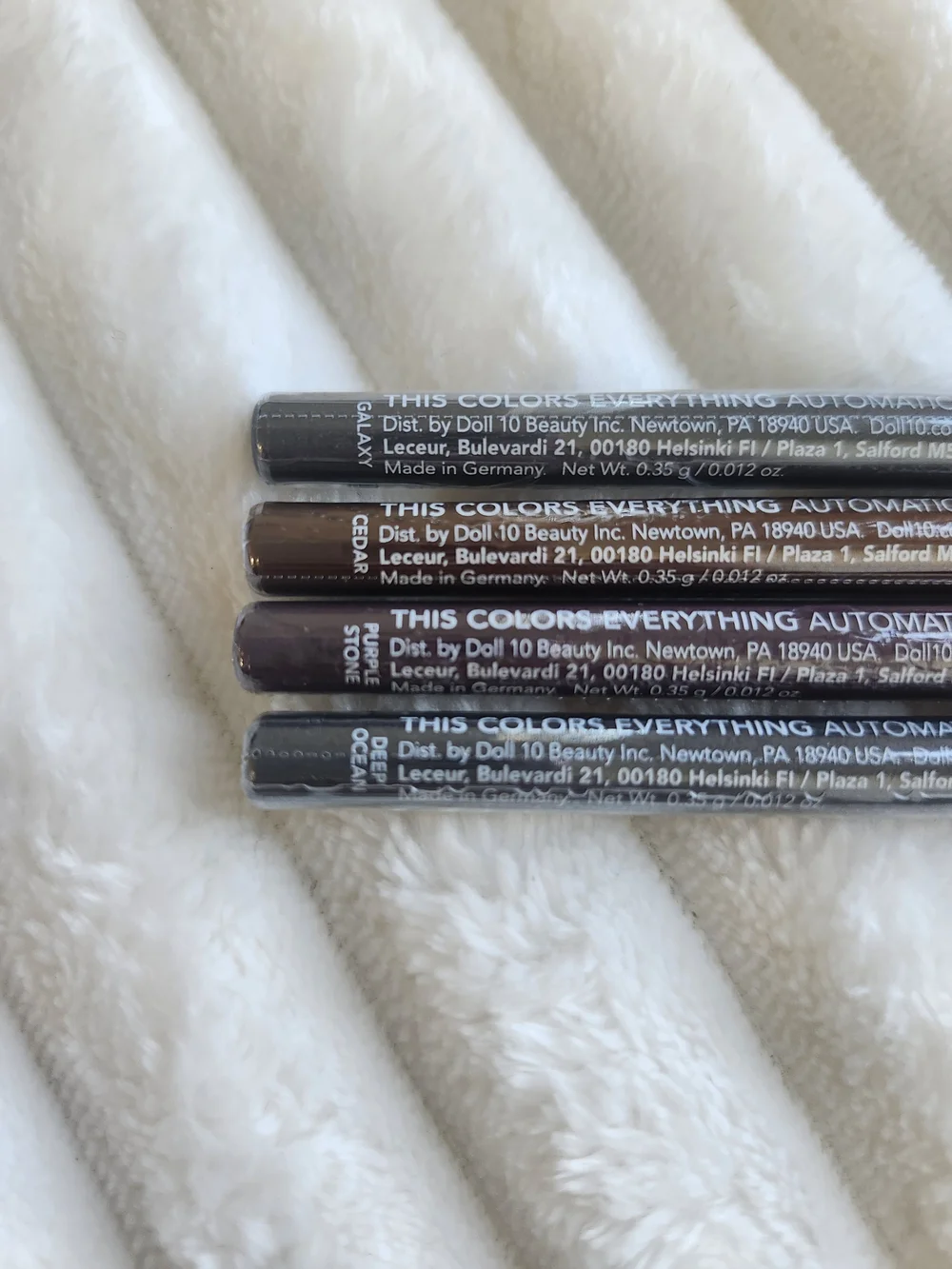 Doll 10 Beauty This Colors Everything Automatic Eyeliner Set of 4 NWT Sealed